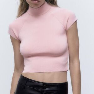 ZARA ZIPPERED KNIT TOP IN PASTEL PINK